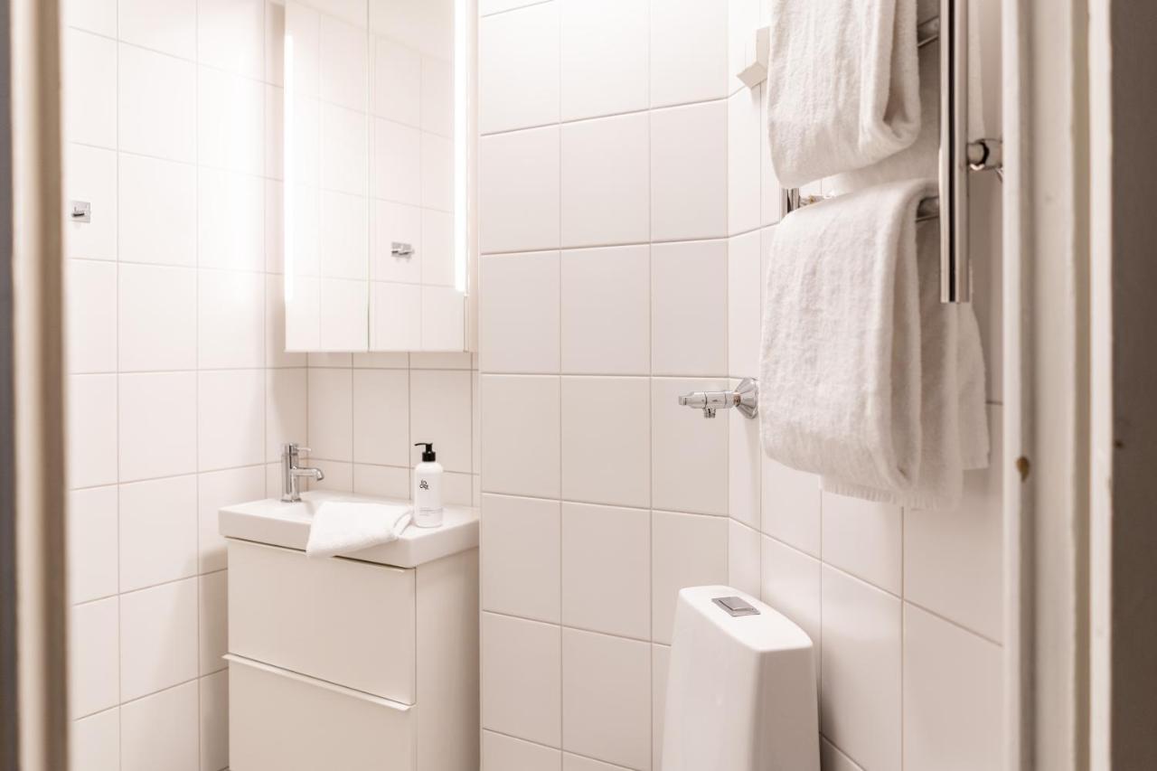 Kaunis Ja Rauhallinen Kaksio Hyvalla Sijainnilla Helsinki Buitenkant foto